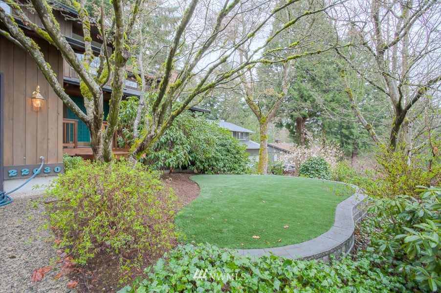 22030 4th Avenue Southeast Bothell, WA 98021 - Photo 3 of 16