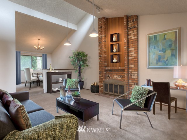 22030 4th Avenue Southeast Bothell, WA 98021 - Photo 5 of 16