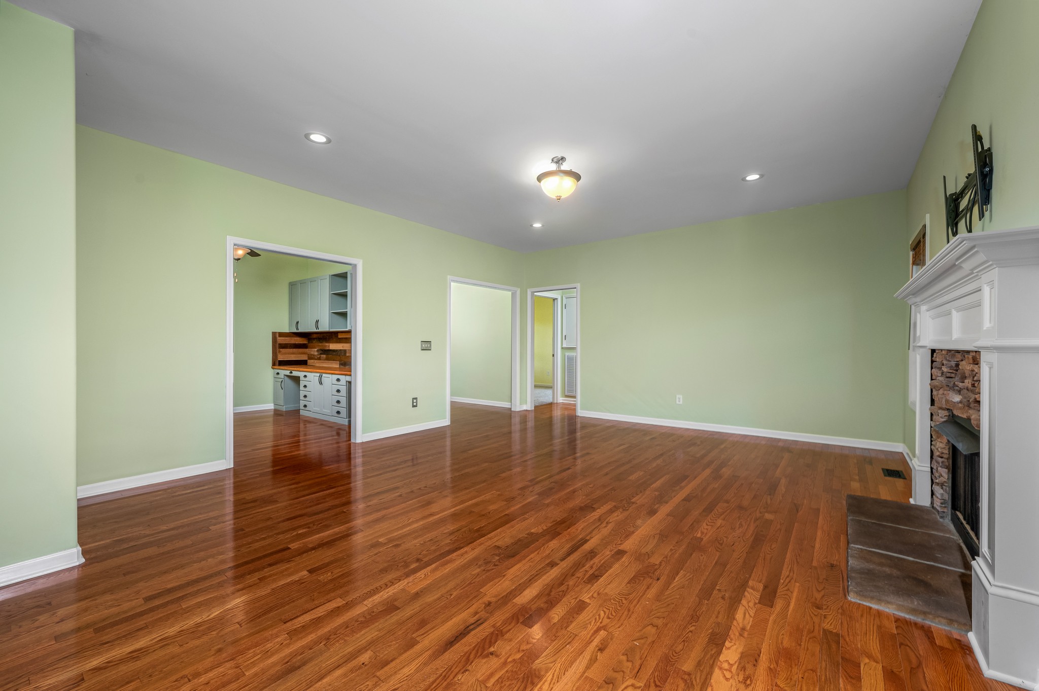 7540 Joe Rowlin Road Christiana, TN 37037 - Photo 15 of 42 a view of empty room with wooden floor