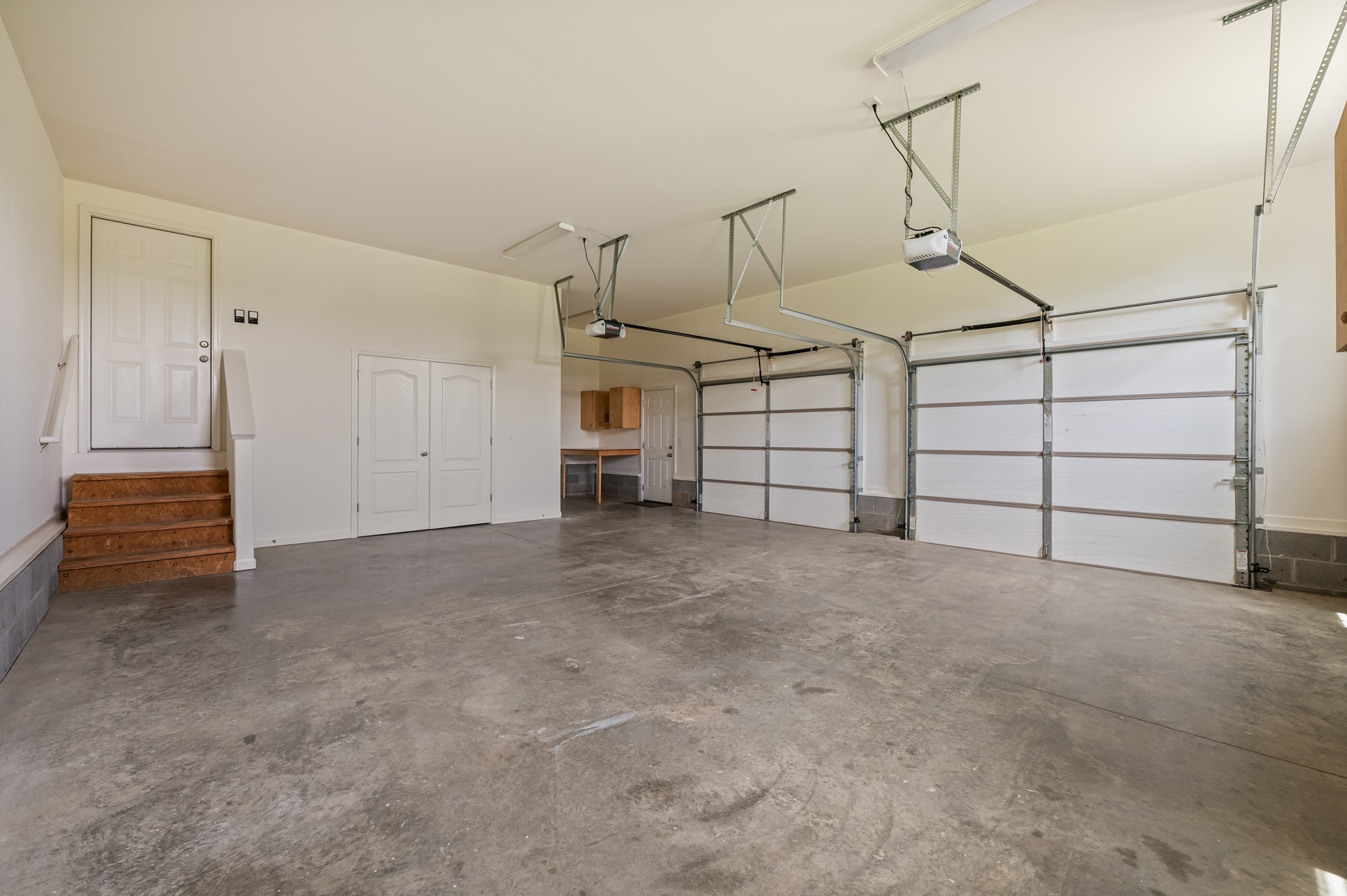 7540 Joe Rowlin Road Christiana, TN 37037 - Photo 29 of 42 a view of a garage