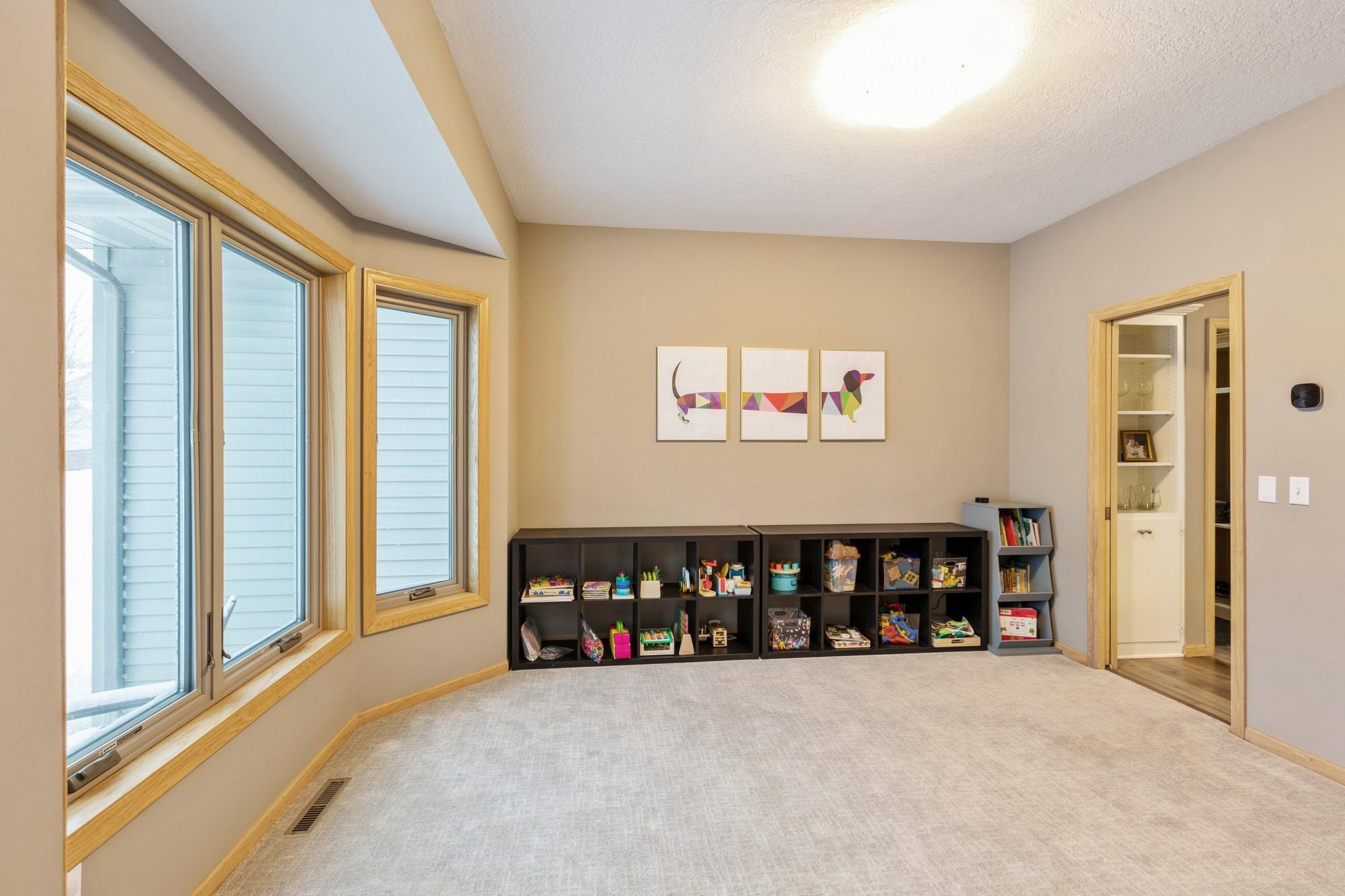 1152 Ridge Bluff Drive Chaska, MN 55318 - Photo 14 of 44 Gallery Image 14