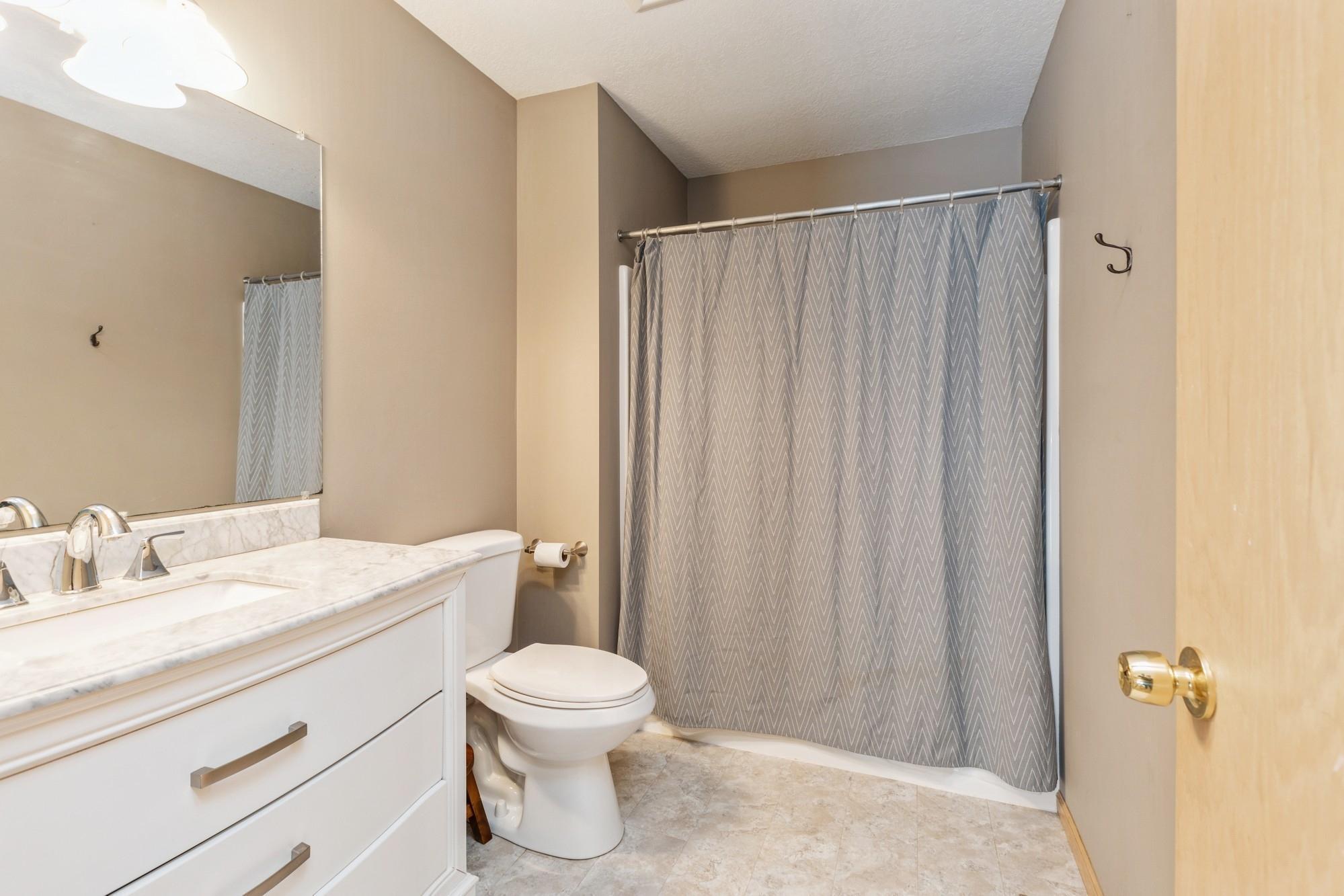 1152 Ridge Bluff Drive Chaska, MN 55318 - Photo 35 of 44 Gallery Image 35