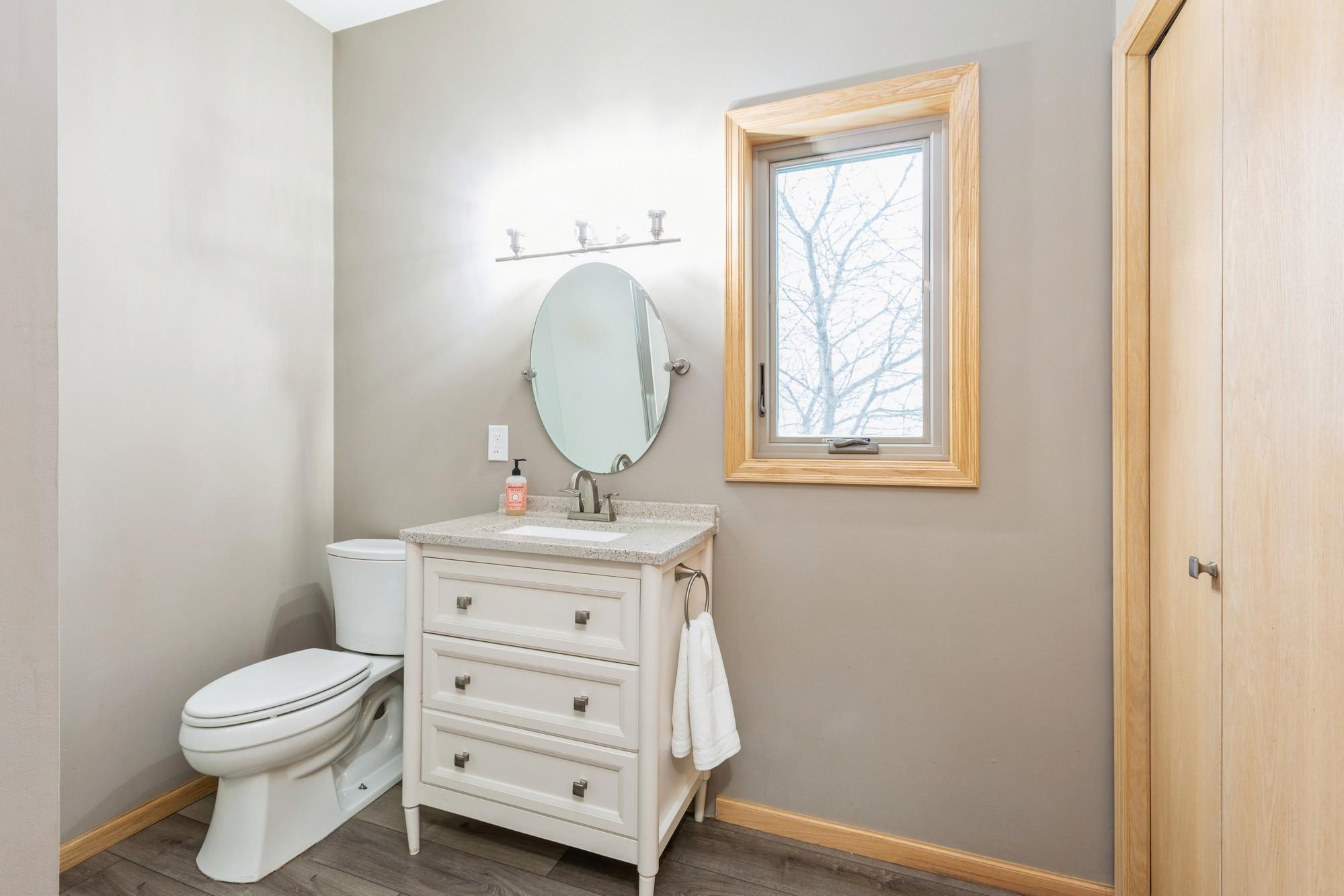 1152 Ridge Bluff Drive Chaska, MN 55318 - Photo 38 of 44 Gallery Image 38