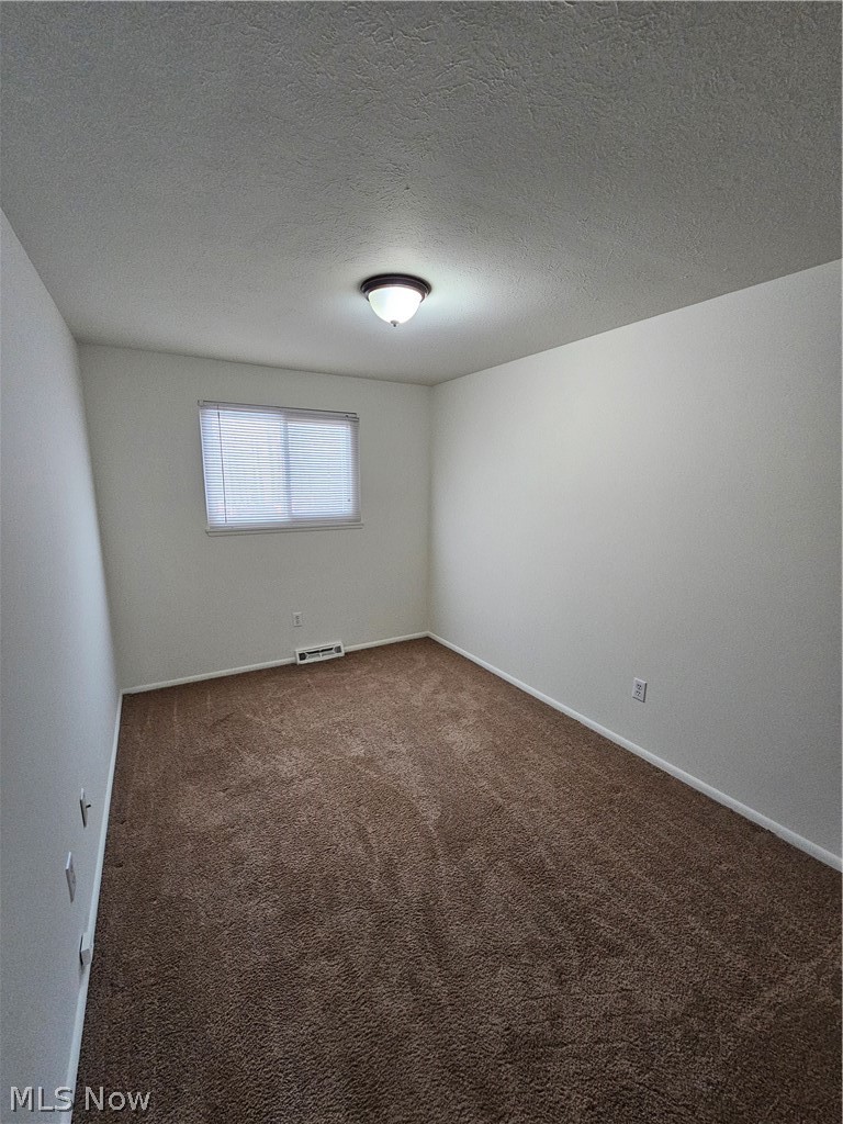 111 East Sprague Road Seven Hills, OH 44131 - Photo 7 of 12
