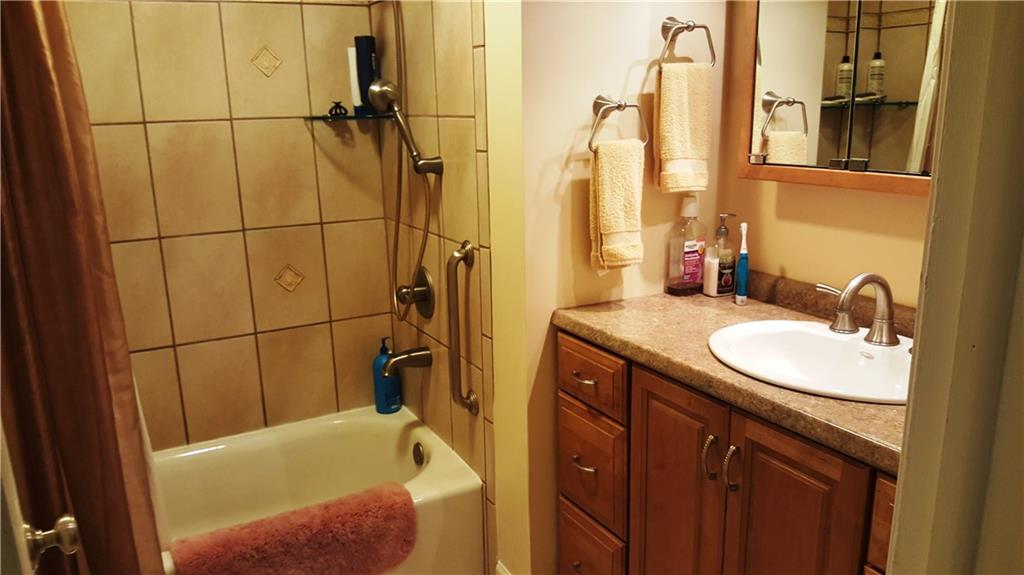 115 Mt Ranier Drive Latrobe, PA 15650 - Photo 21 of 25
