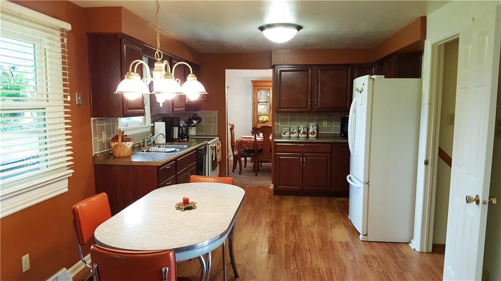 115 Mt Ranier Drive Latrobe, PA 15650 - Photo 8 of 25