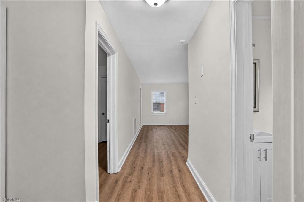 520 Ashburn Street High Point, NC 27260 - Photo 28 of 39 Gallery Image 28