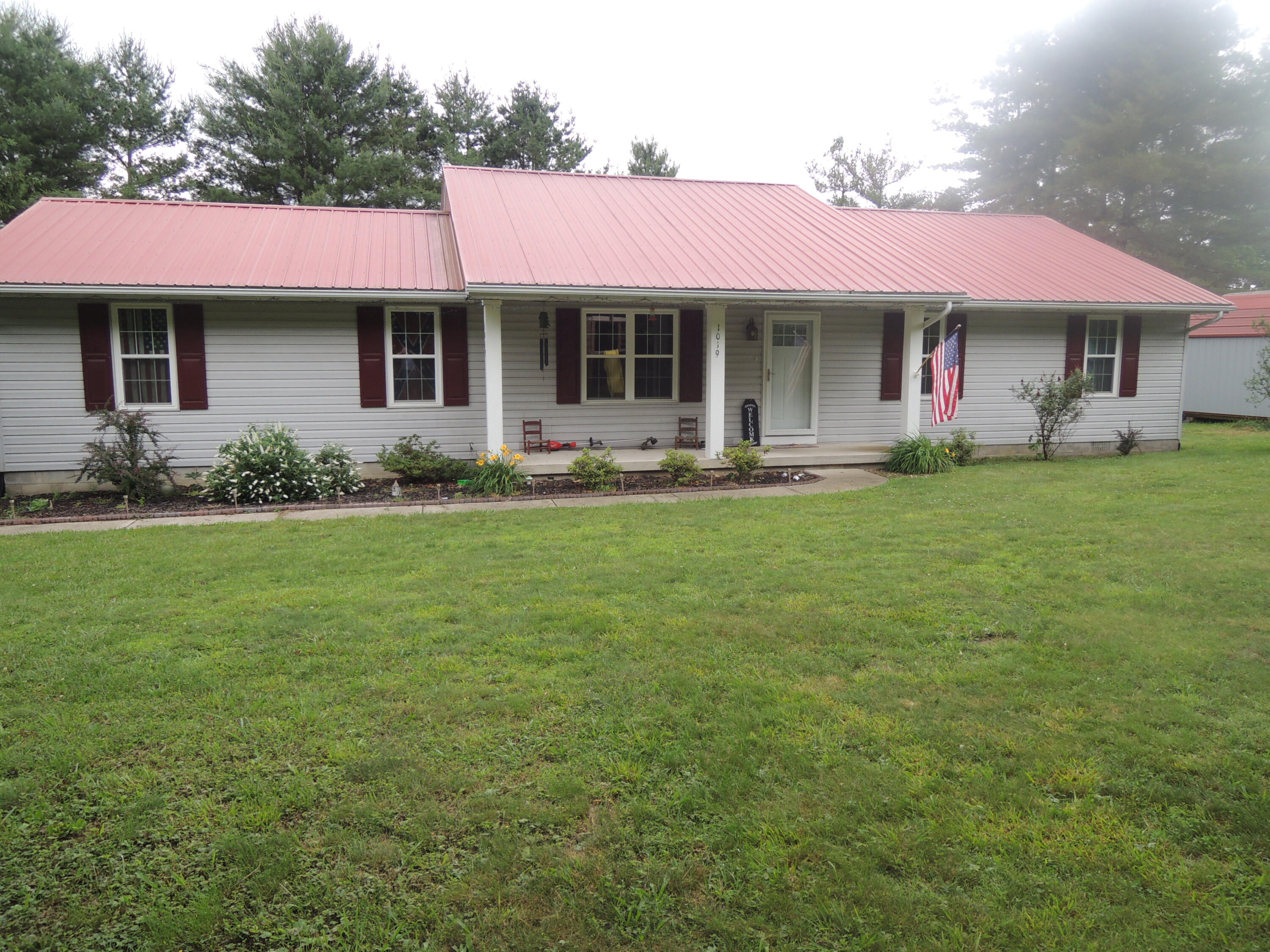 1019 Model Farm Road Jamestown, TN 38556 - Photo 2 of 18 DSCN7451