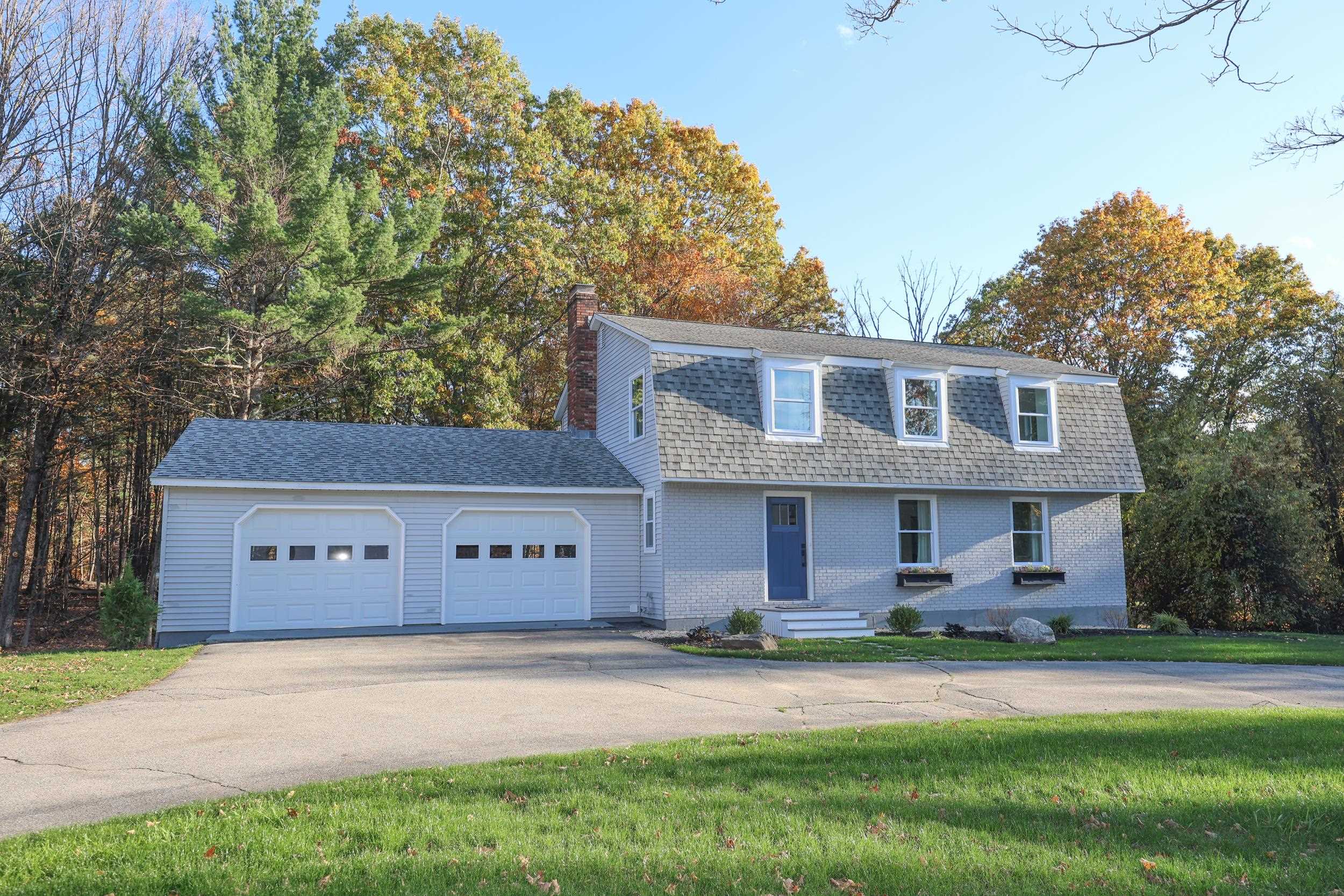 87 Speare Road Hudson, NH 03051 - Photo 1 of 55