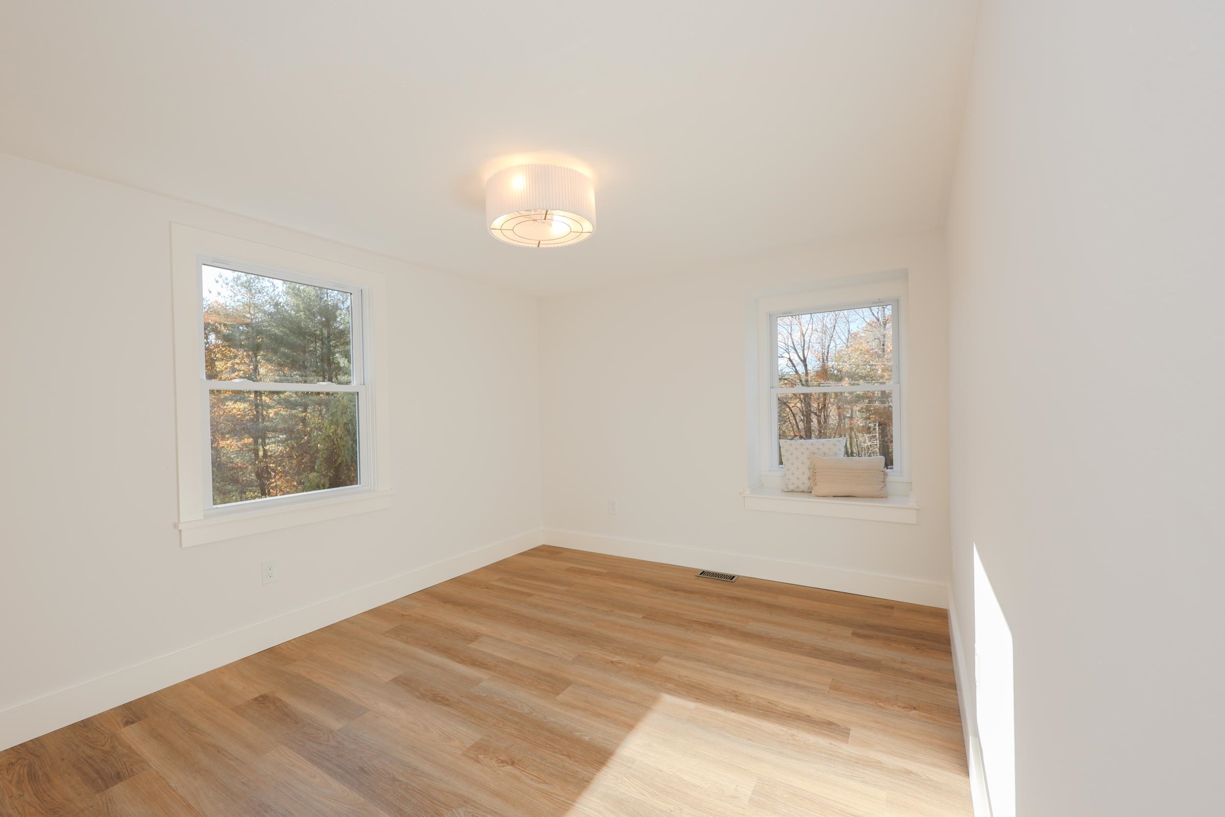 87 Speare Road Hudson, NH 03051 - Photo 41 of 55