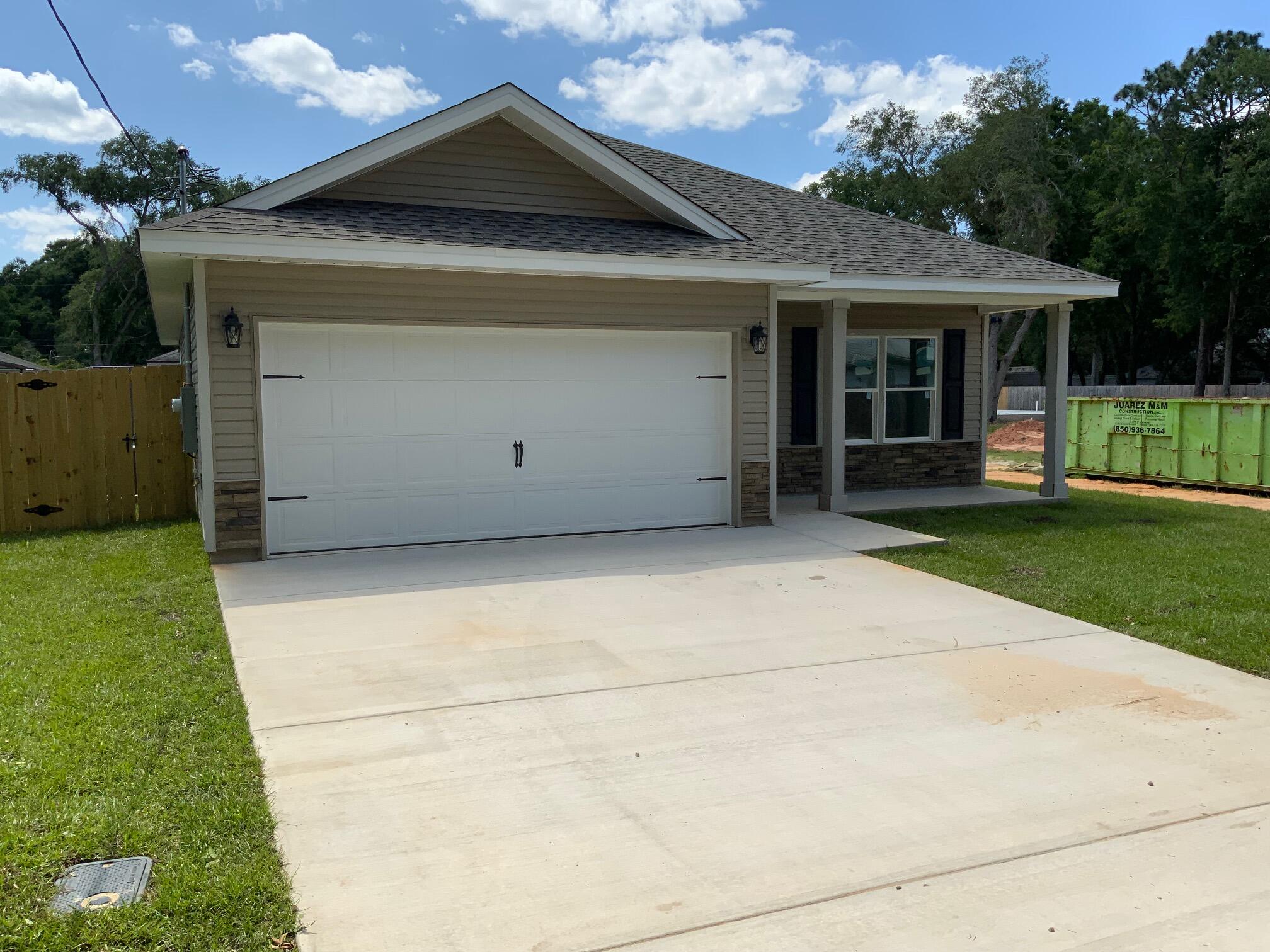 91 Hawkins Road Fort Walton Beach, FL 32547 - Photo 1 of 14 IMG_0502
