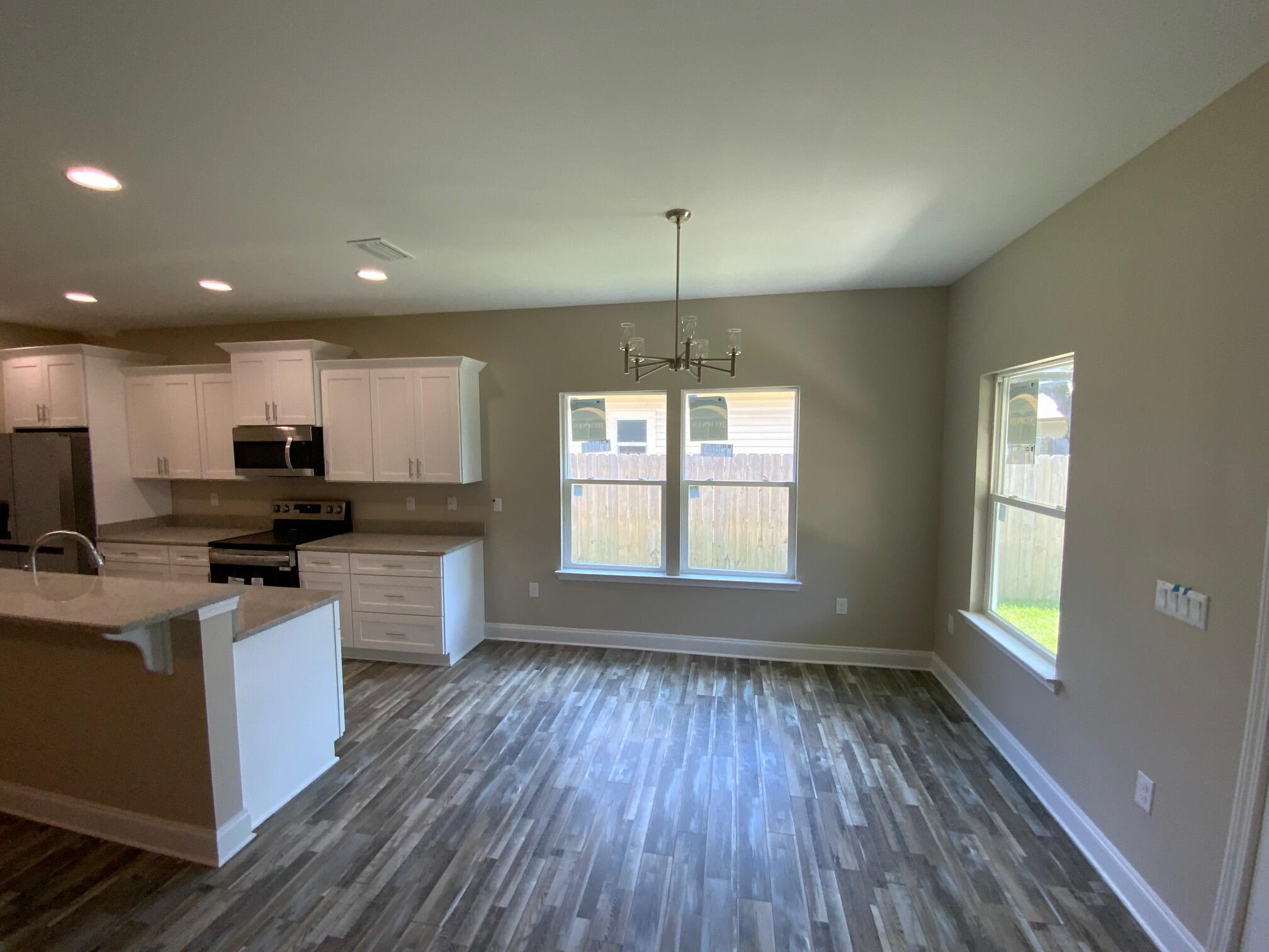 91 Hawkins Road Fort Walton Beach, FL 32547 - Photo 9 of 14 IMG_0489