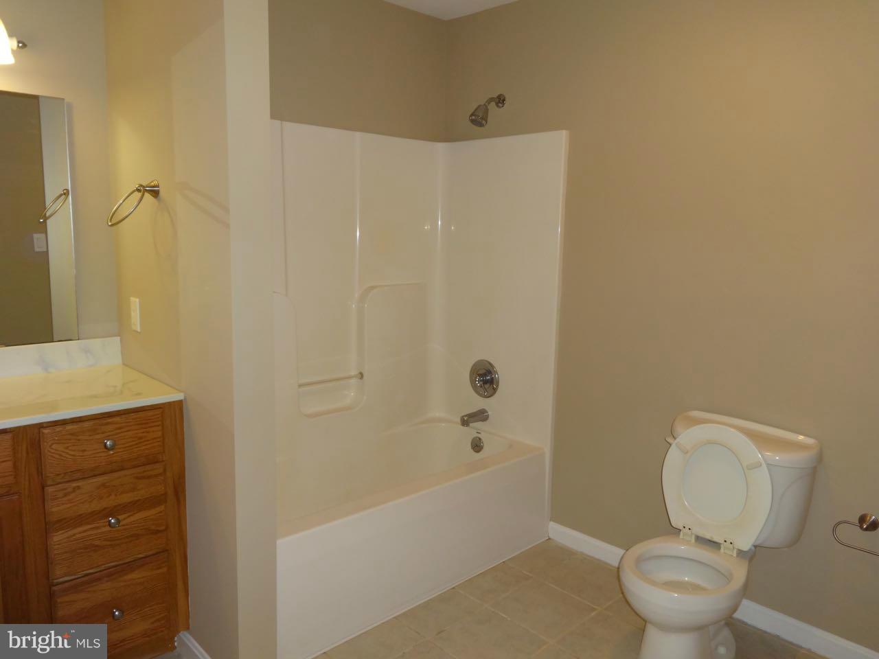 24414 Ruff Ruff Lane Hollywood, MD 20636 - Photo 10 of 14 Bath