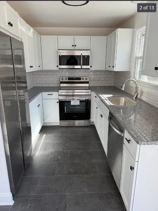 136-138 Meeker Road, Unit LEFT Vestal, NY 13850 - Photo 4 of 10