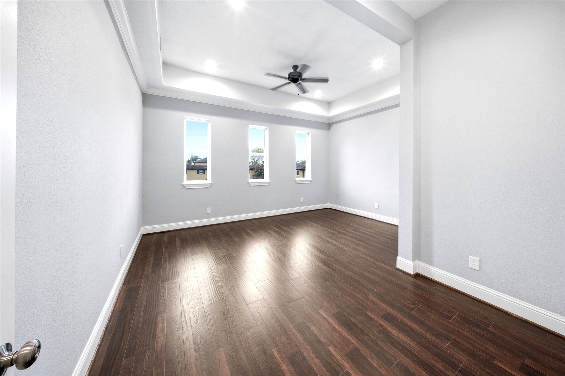 2811 Wichita Street Houston, TX 77004 - Photo 7 of 18 2nd Floor Bedroom