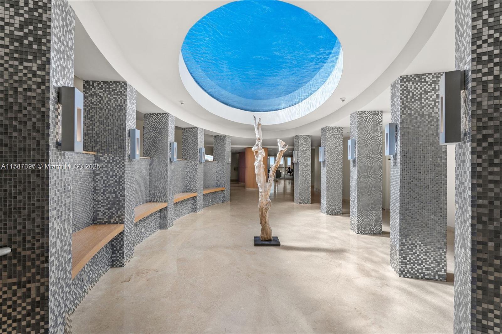 900 Biscayne Boulevard, Unit 2410 Miami, FL 33132 - Photo 32 of 39 a view of a living room