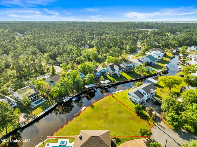 $199,500 | 105 Cypress Cove, Pass Christian, MS 39571