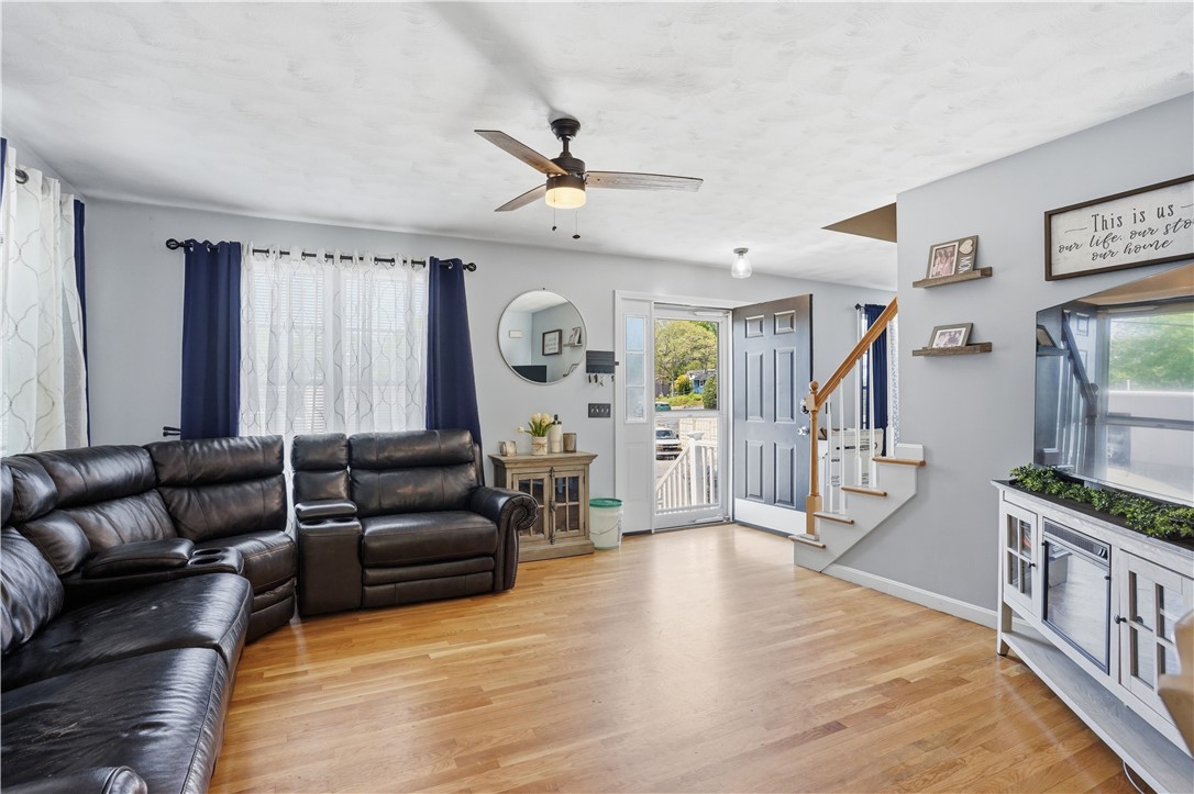 10 Darton Street Coventry, RI 02816 - Photo 6 of 29