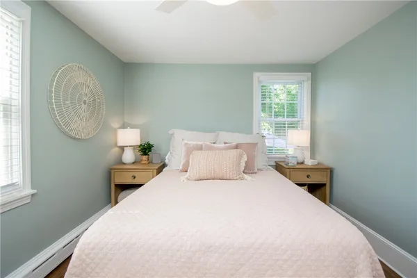$3,950 | 17 Rosedale Court, Middletown, RI 02842