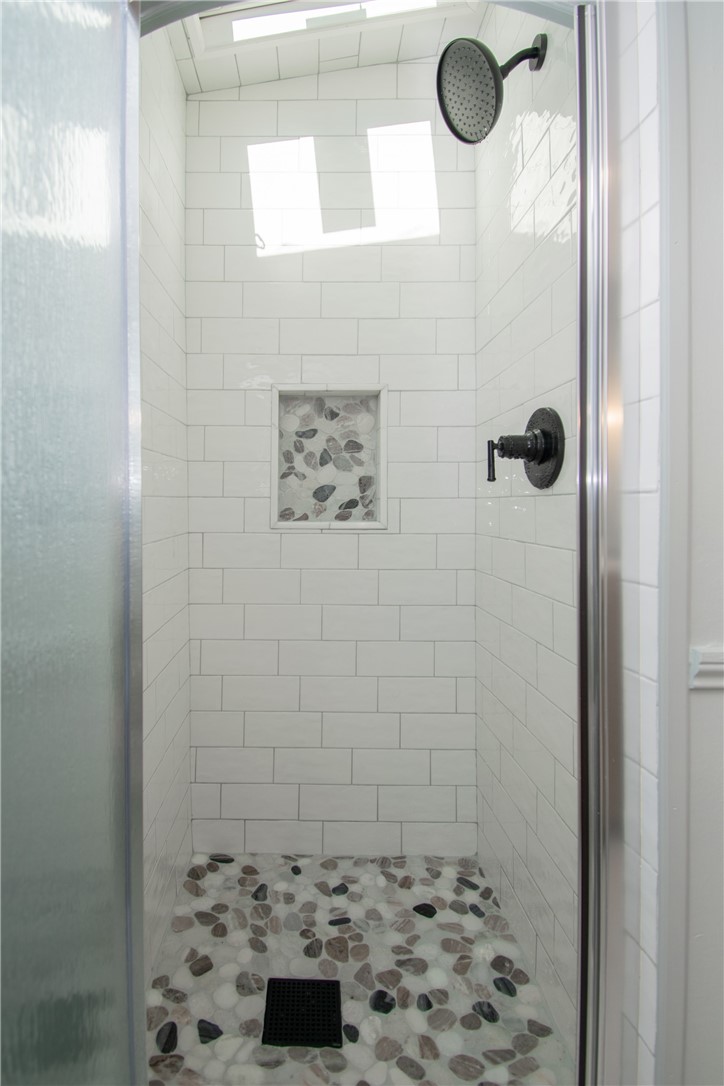 17 Rosedale Court Middletown, RI 02842 - Photo 26 of 40 Second Floor Bathroom with Shower Stall
