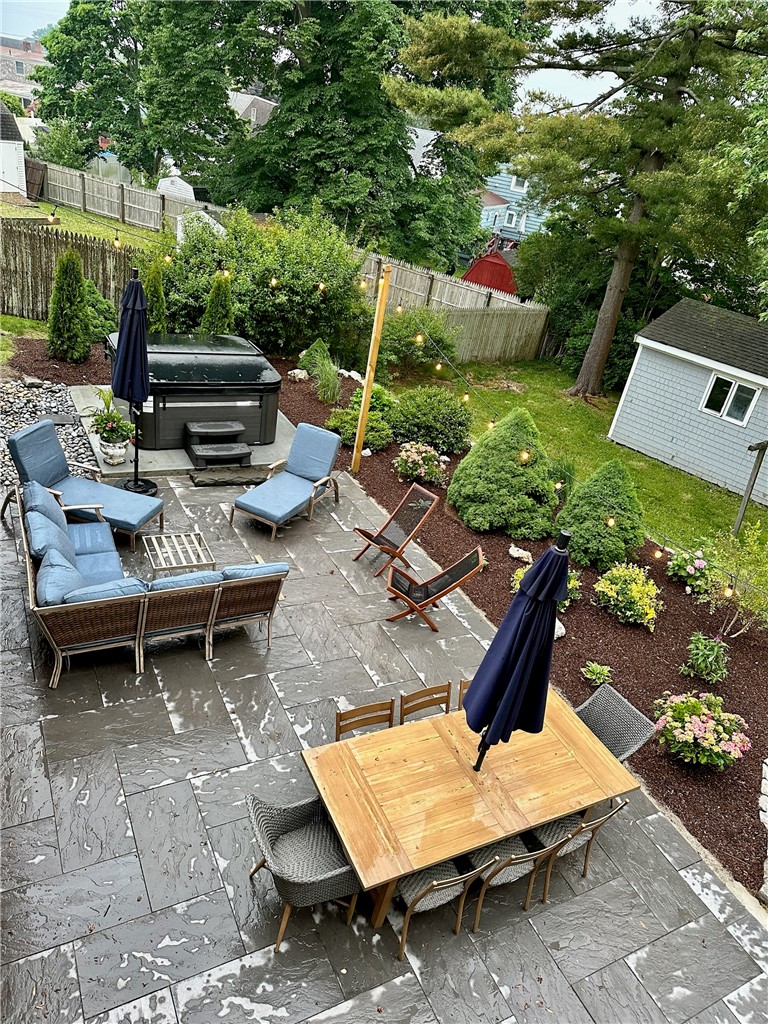 17 Rosedale Court Middletown, RI 02842 - Photo 30 of 40