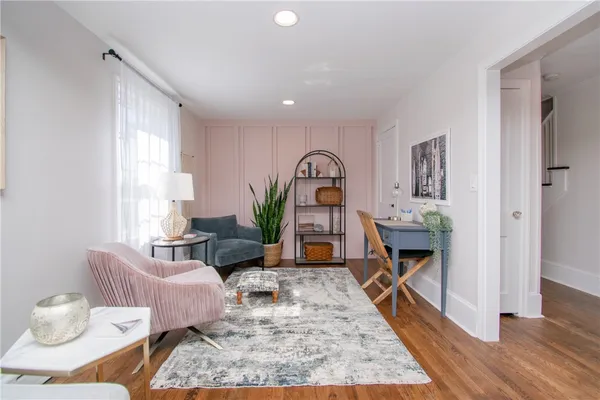 $3,950 | 17 Rosedale Court, Middletown, RI 02842