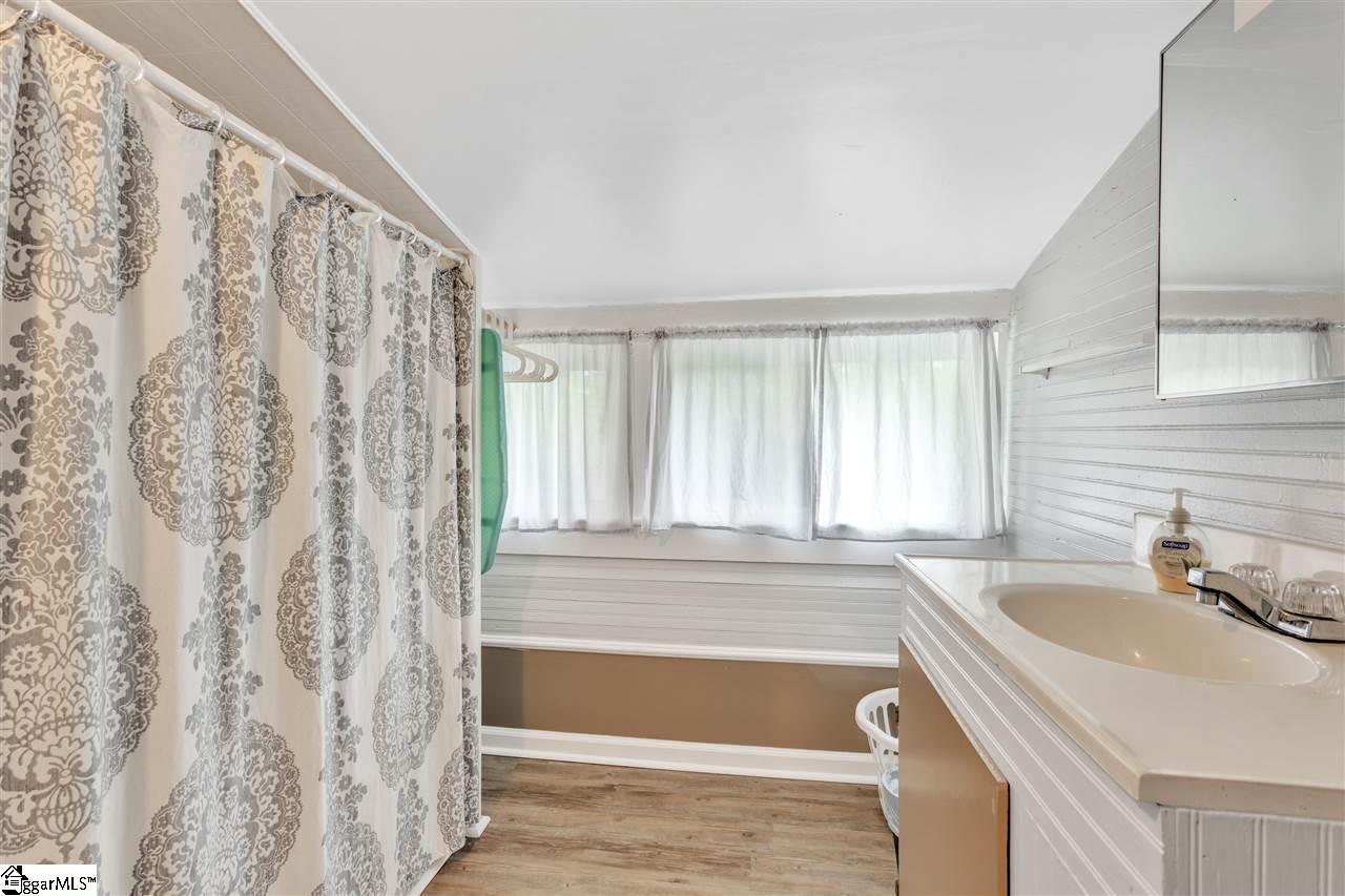11 South Franklin Road Greenville, SC 29609 - Photo 20 of 24 Gallery Image 20