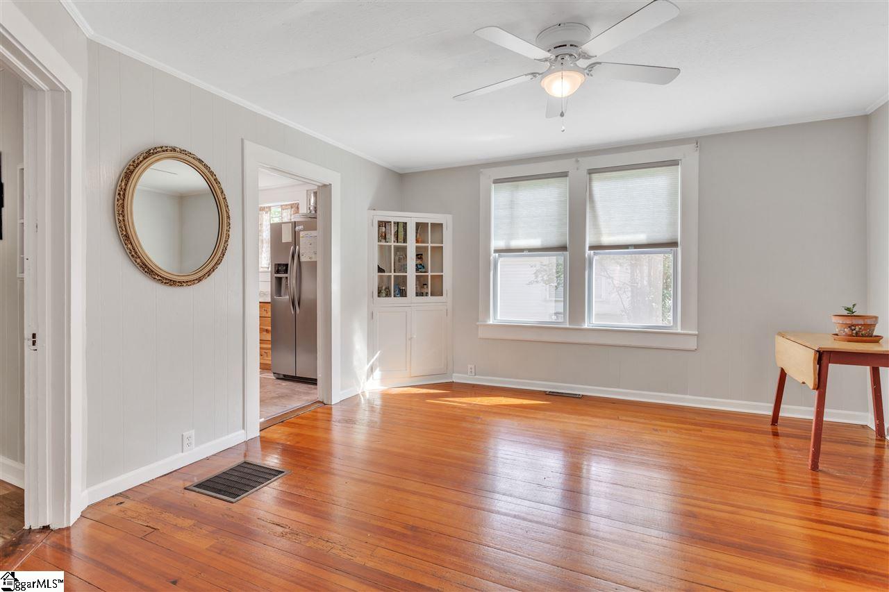 11 South Franklin Road Greenville, SC 29609 - Photo 8 of 24 Gallery Image 8