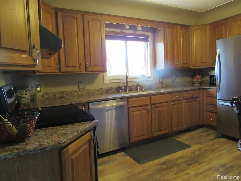 4068 Yankee Road St. Clair, MI 48079 - Photo 28 of 53 KITCHEN