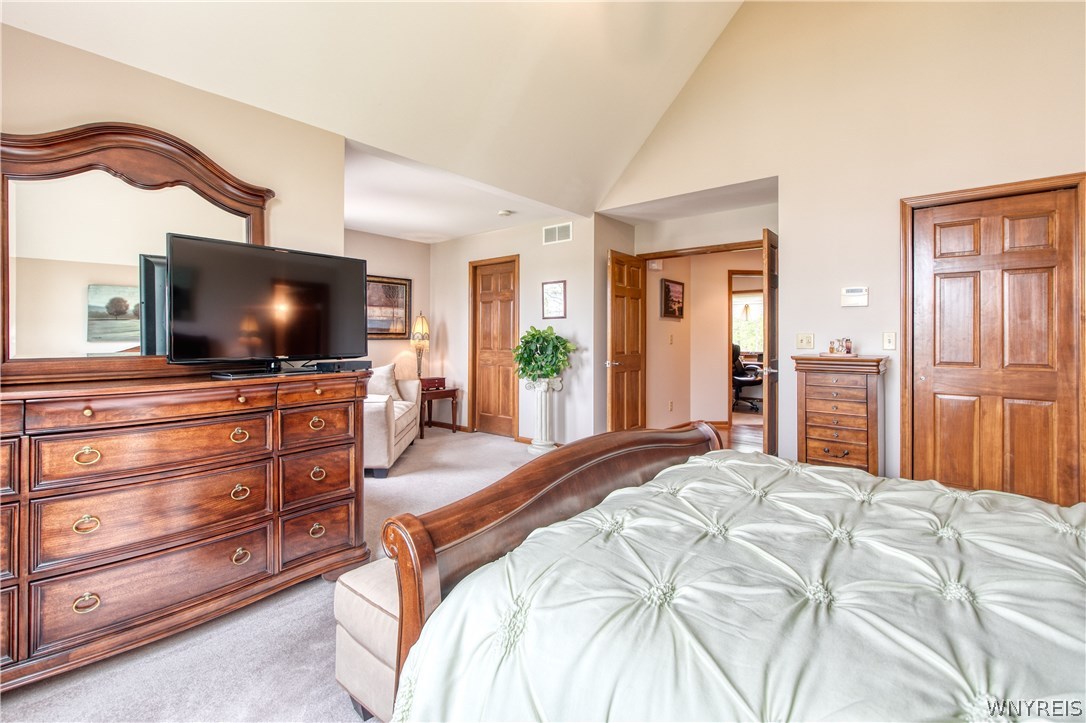 4535 Lower River Road Lewiston, NY 14092 - Photo 20 of 32