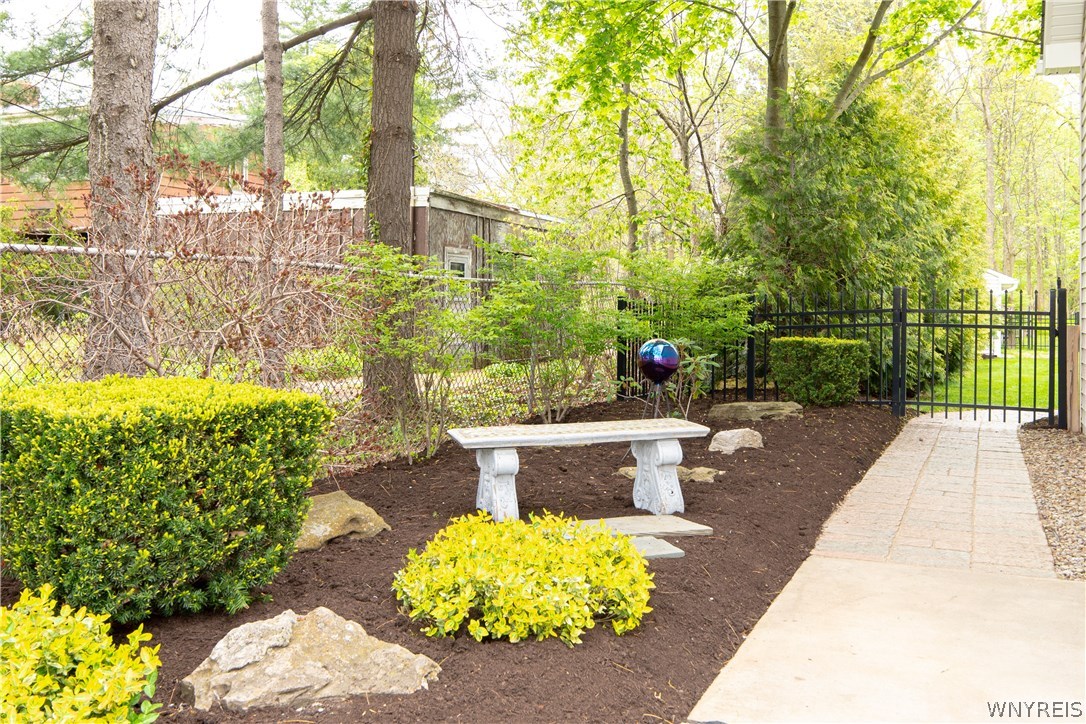 4535 Lower River Road Lewiston, NY 14092 - Photo 27 of 32