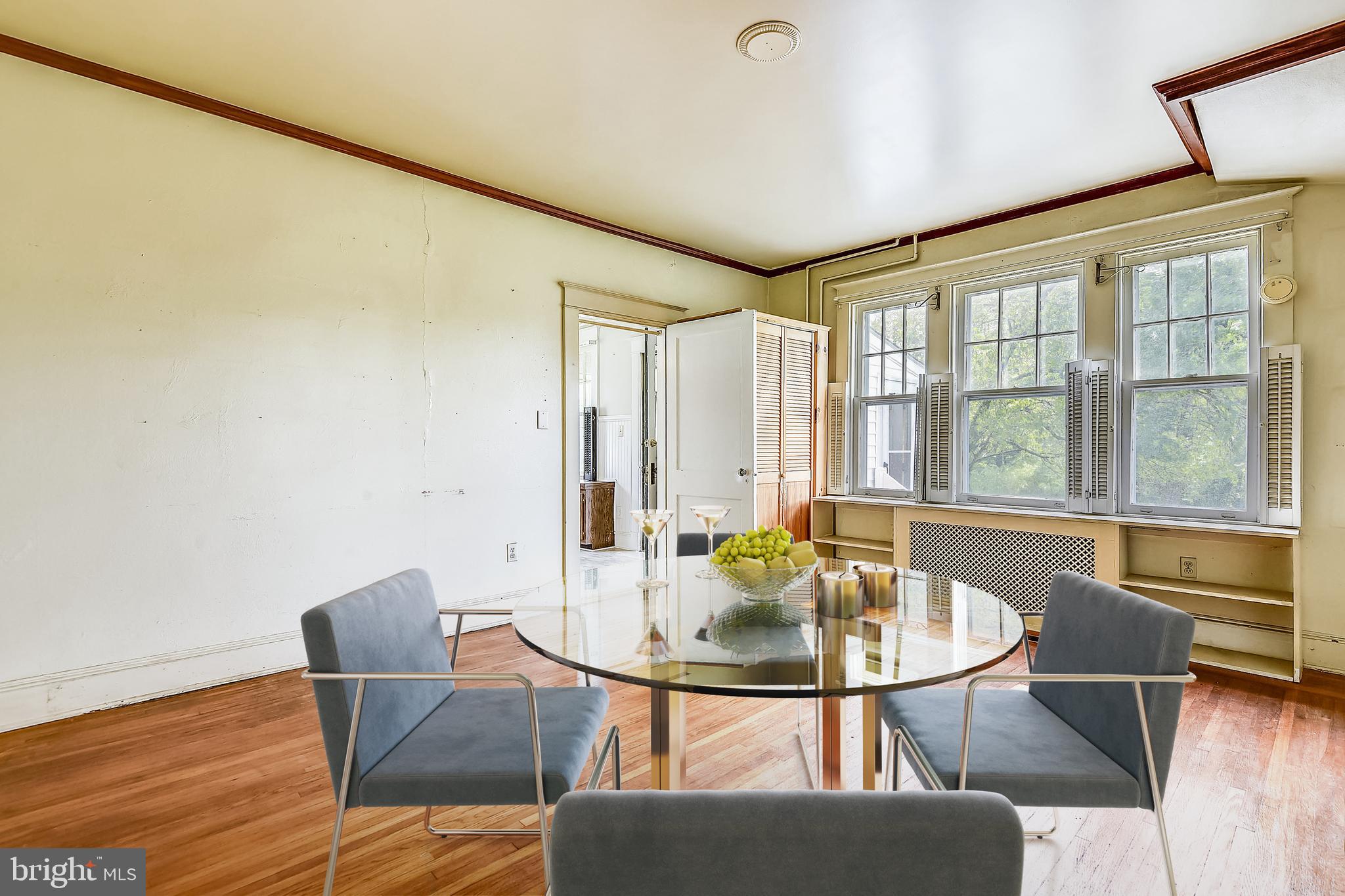 502 Ferry Point Road Annapolis, MD 21403 - Photo 17 of 28 Dining Room