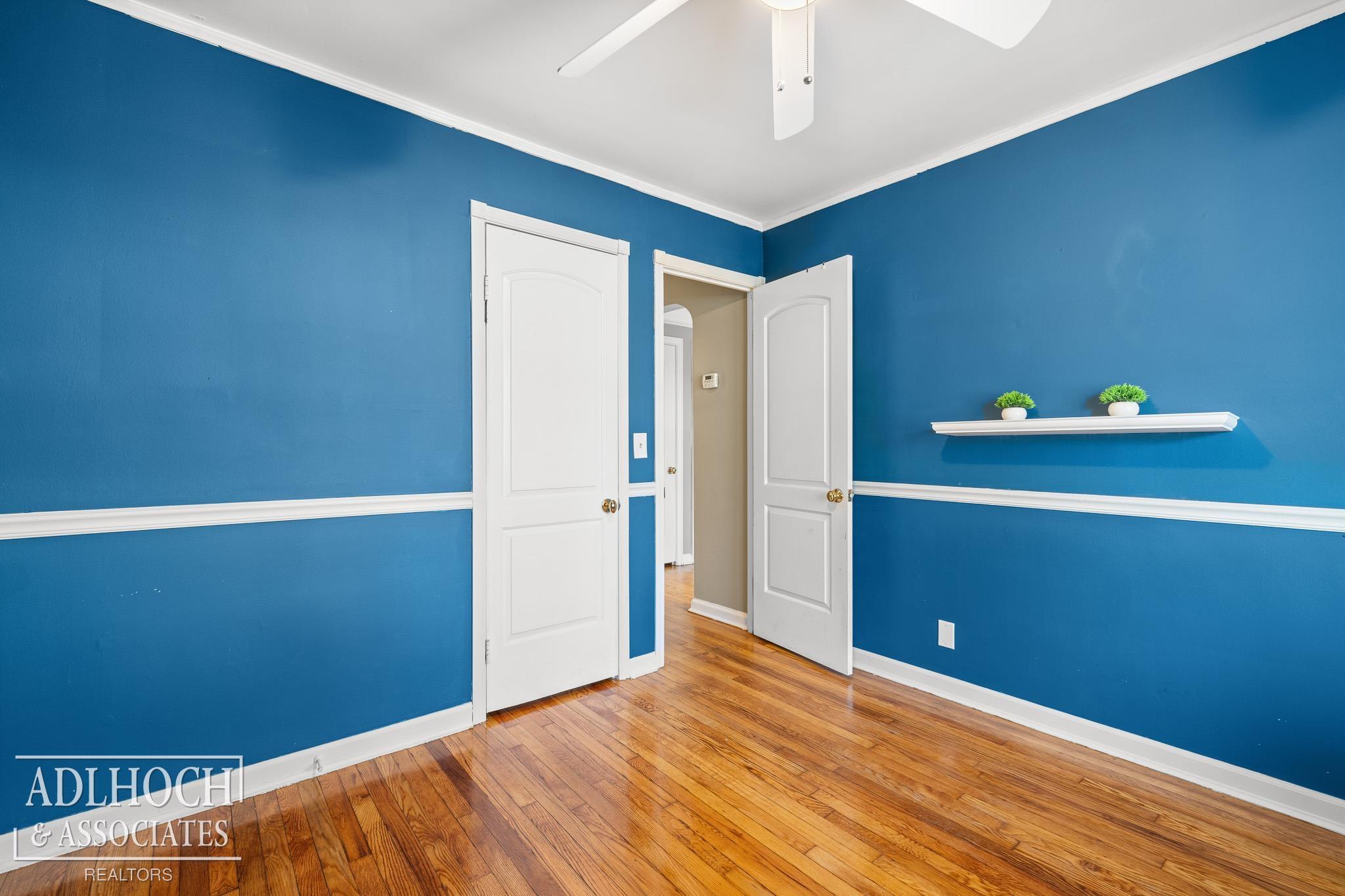 2065 Ridgemont Road Grosse Pointe Woods, MI 48236 - Photo 10 of 26