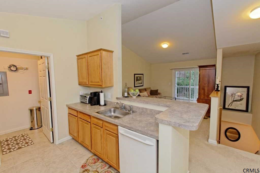 307 Cedar Rensselaer, NY 12144 - Photo 6 of 24 Photo 6