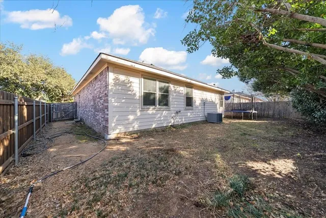 $290,000 | 3948 Overlake Drive, Denton, TX 76210