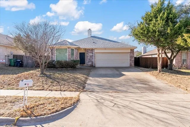 $290,000 | 3948 Overlake Drive, Denton, TX 76210