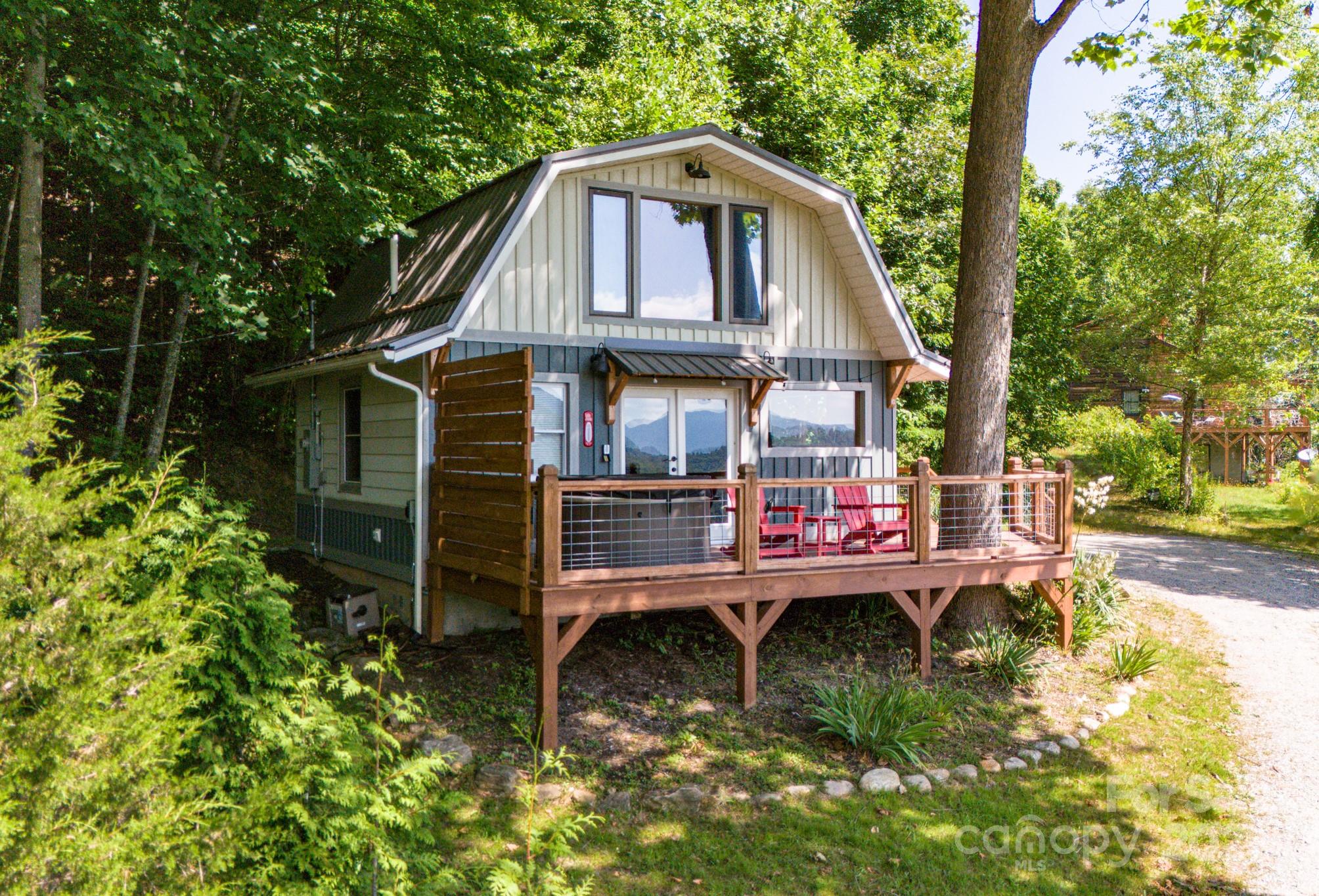 571 Paradise Mountain Road Canton, NC 28716 - Photo 3 of 22 Gallery Image 3