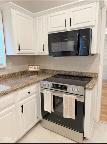 $314,999 | 9503 Huntington Lane, Indianapolis, IN 46260