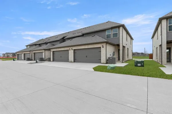 a view of house and outdoor space with yard