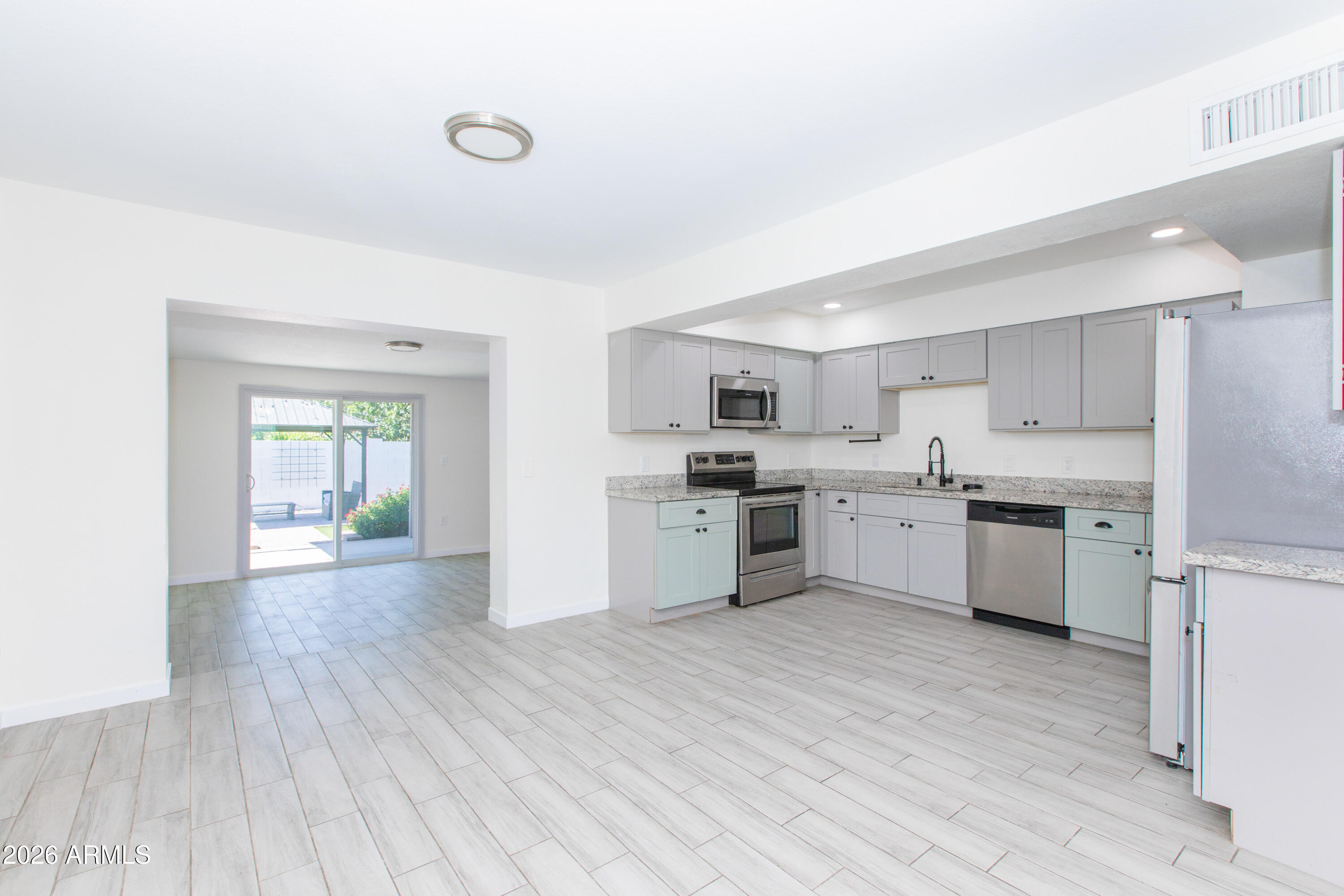 9813 East Adobe Road Mesa, AZ 85207 - Photo 13 of 77 Kitchen-1