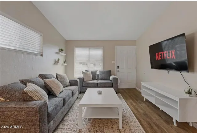 $2,300 | 2012 East Howe Avenue, Tempe, AZ 85281