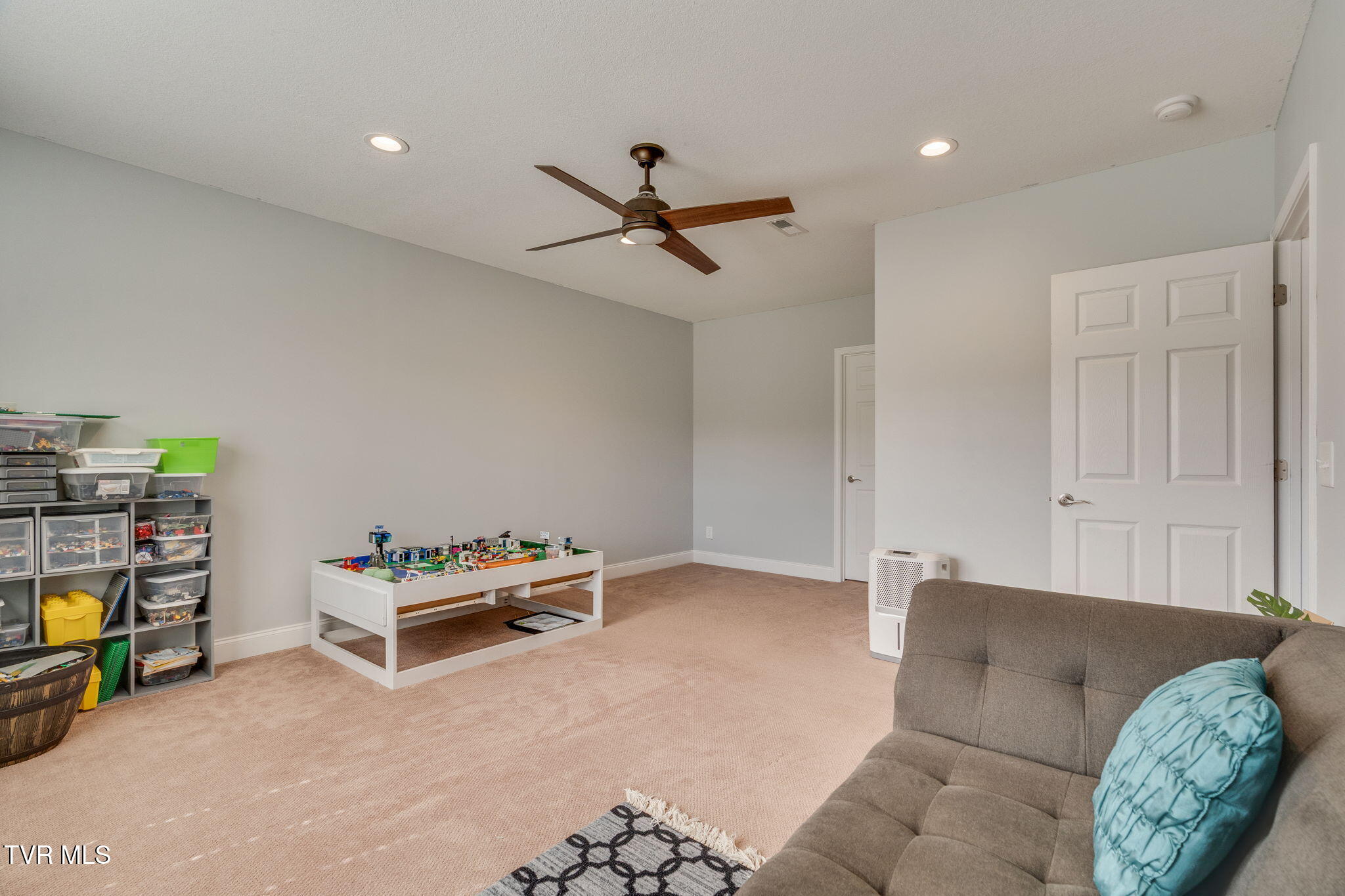 121 Springwinds Loop Johnson City, TN 37601 - Photo 44 of 72 043