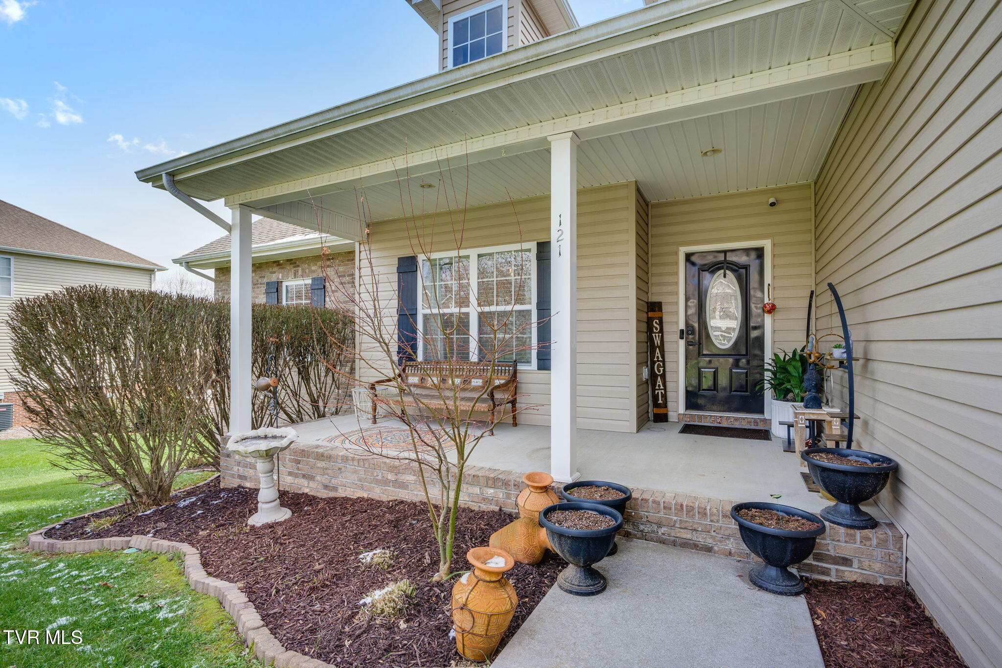 121 Springwinds Loop Johnson City, TN 37601 - Photo 5 of 72 004