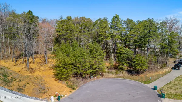 $94,900 | 1701 Sierra Lane, Sevierville, TN 37862
