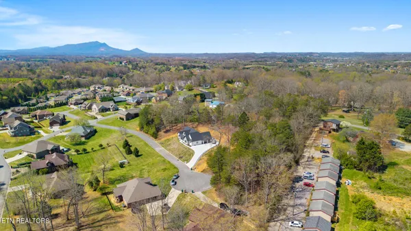 $94,900 | 1701 Sierra Lane, Sevierville, TN 37862
