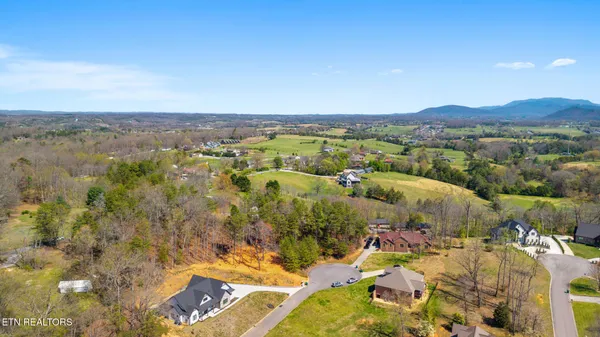 $94,900 | 1701 Sierra Lane, Sevierville, TN 37862