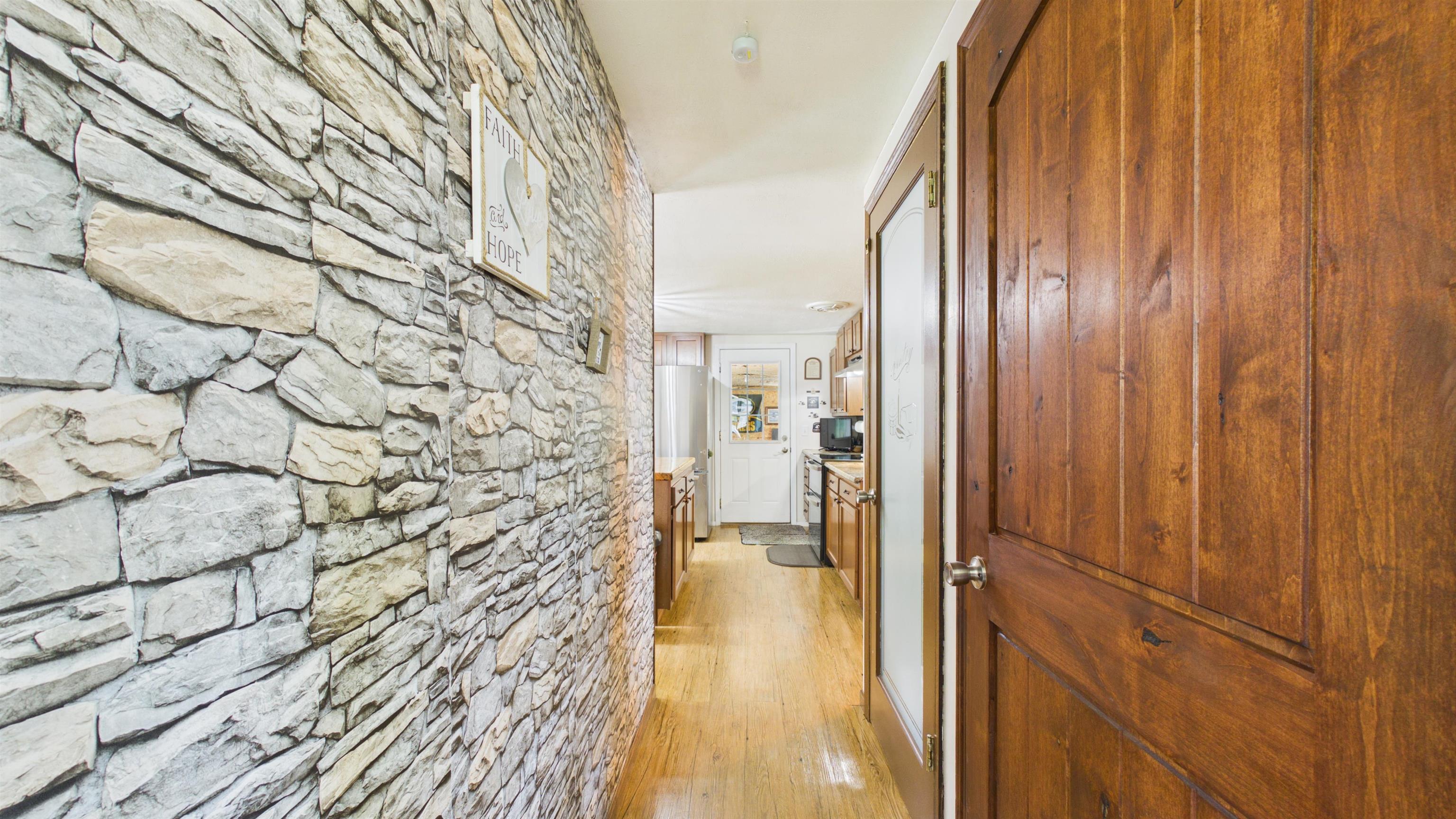 4020 North Ballard Road Appleton, WI 54913 - Photo 11 of 50