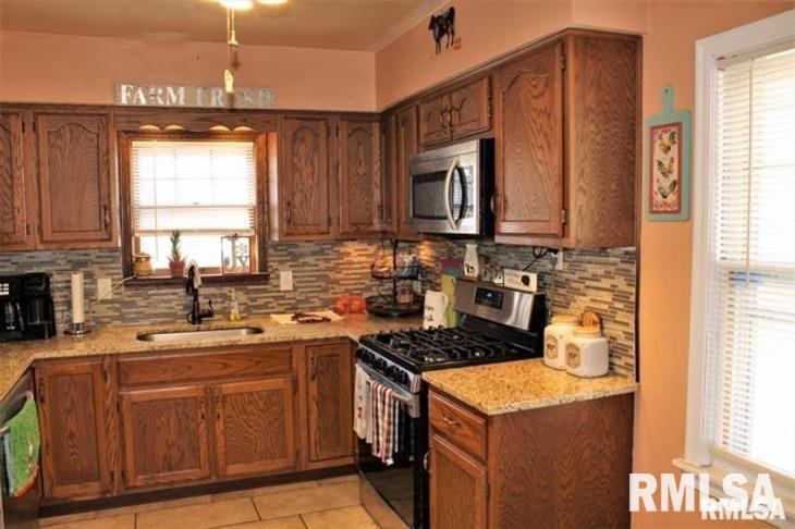 2619 South 8th Street Springfield, IL 62703 - Photo 6 of 18