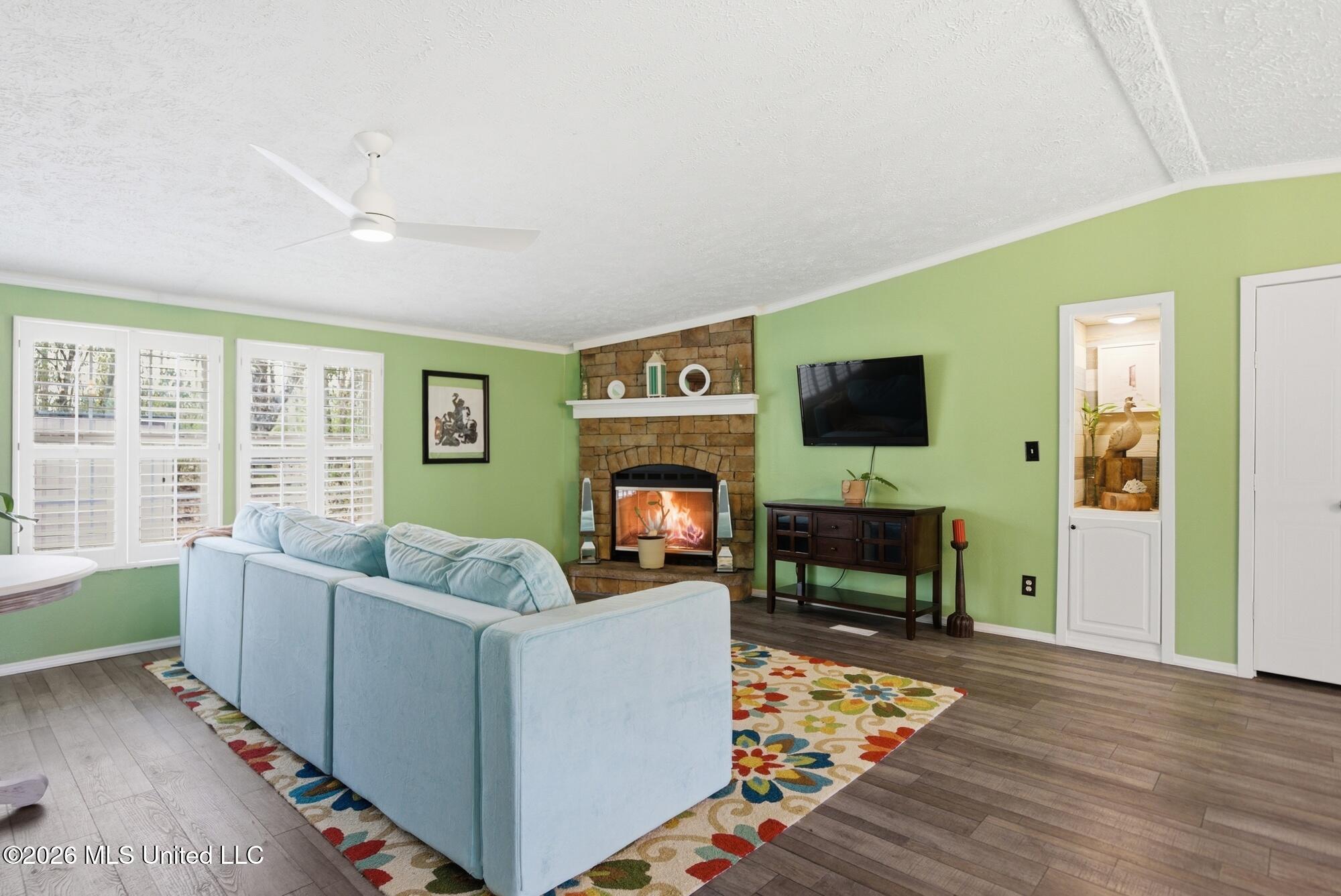 266 Shipman Firetower Road Lucedale, MS 39452 - Photo 5 of 44 Living Room