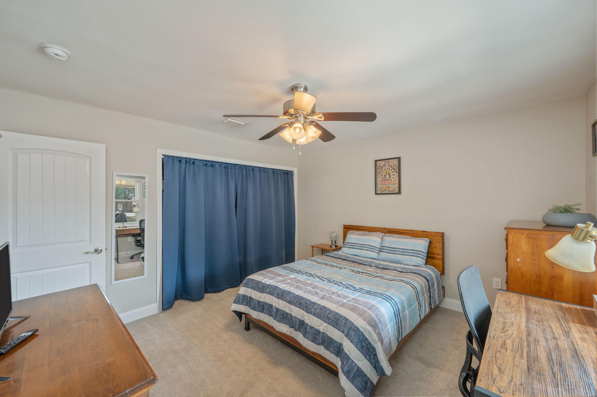 1674 19th Street Niceville, FL 32578 - Photo 23 of 48 1st Floor Bedroom with Private Full Bath